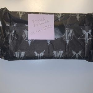 BNIB Conspiracy Palette